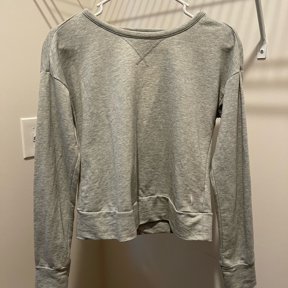 Nike lightweight sweater
